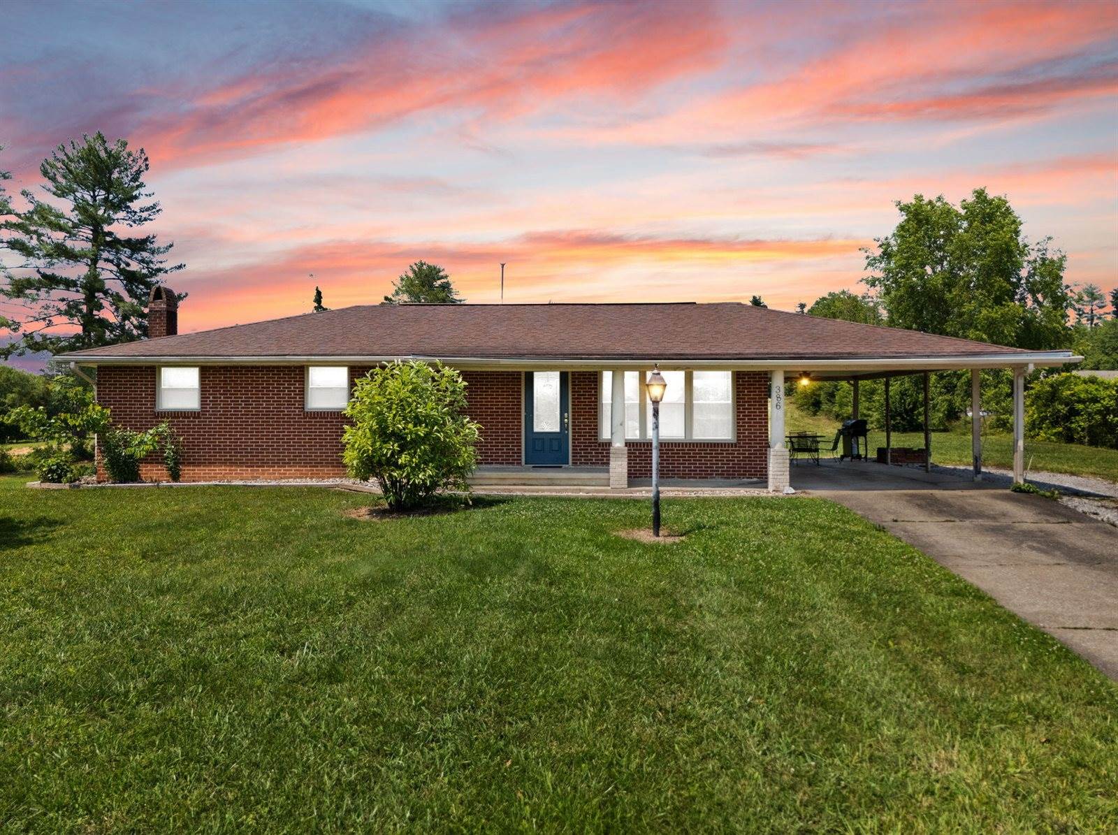 386 b Boggs Road, London, KY 40744