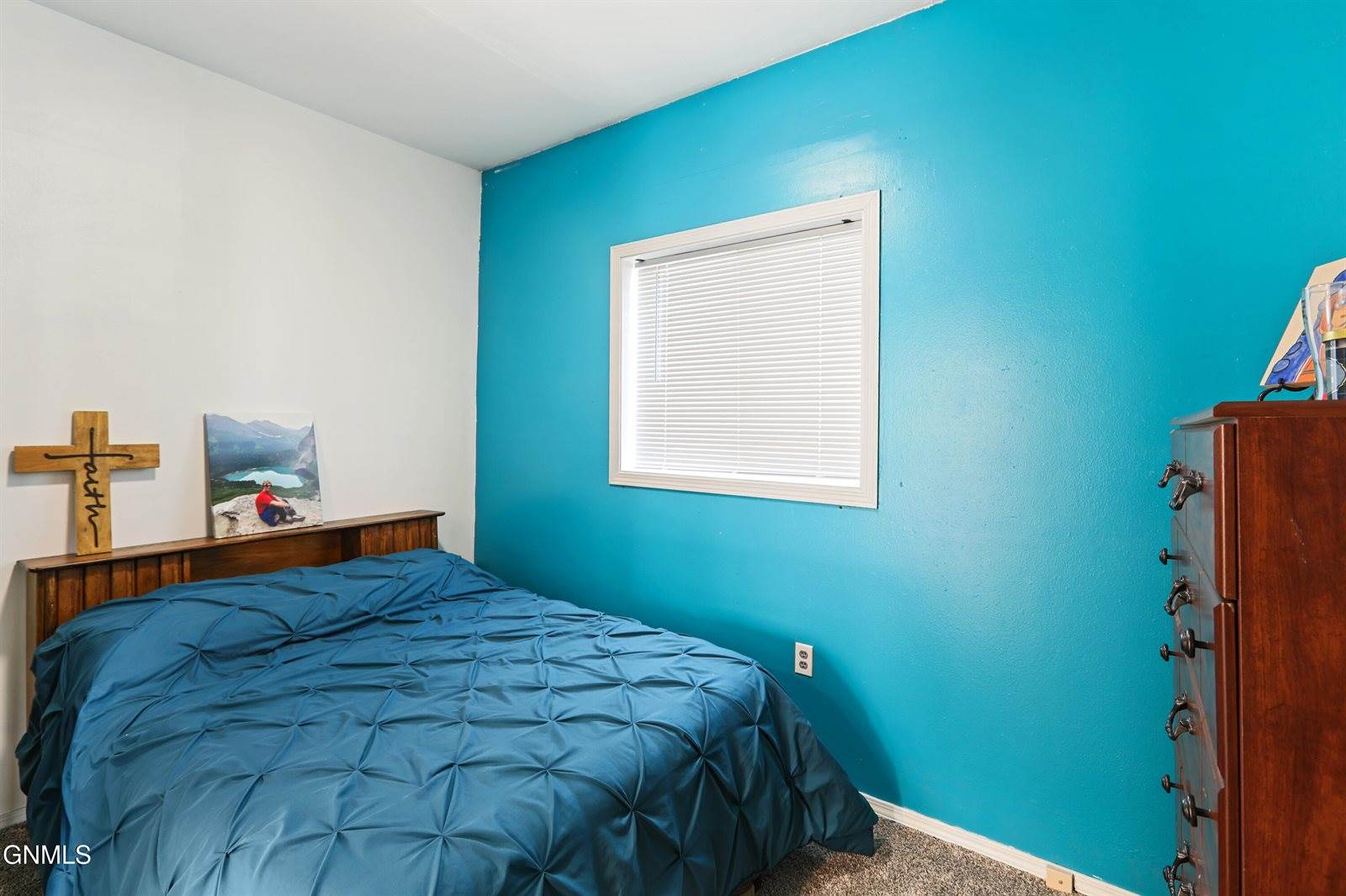 1019 7th Avenue West, Williston, ND 58801