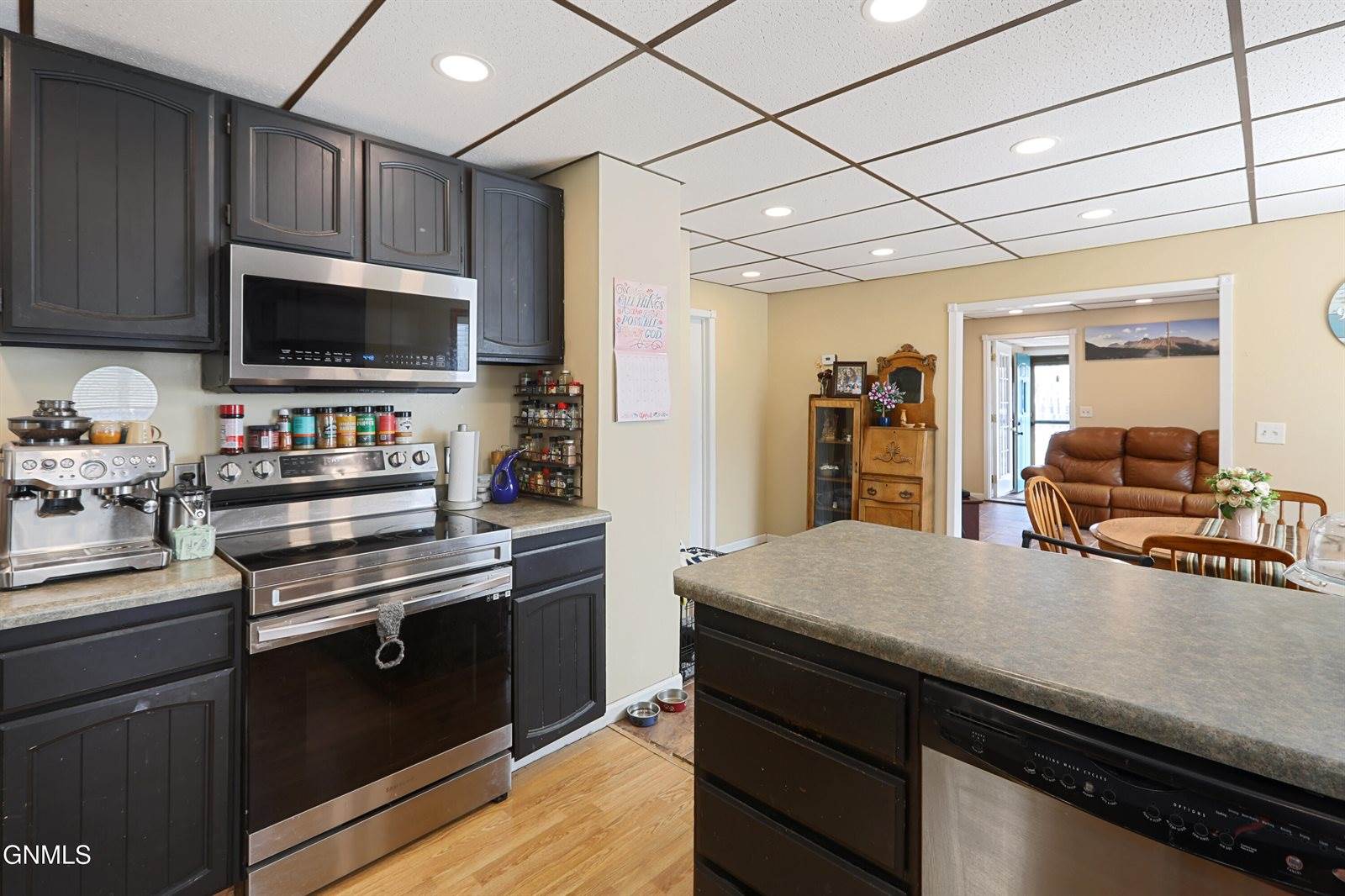 1019 7th Avenue West, Williston, ND 58801