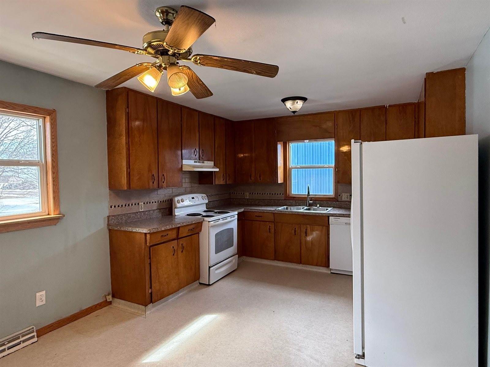 64 Cedar Street East, Motley, MN 56466