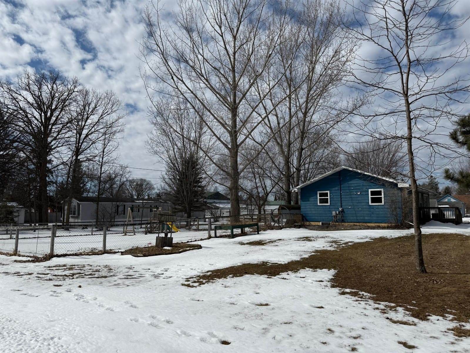 64 Cedar Street East, Motley, MN 56466