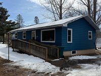 64 Cedar Street East, Motley, MN 56466
