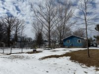 64 Cedar Street East, Motley, MN 56466