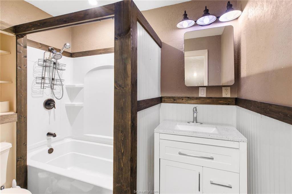 10434 Which Way, Bryan, TX 77807