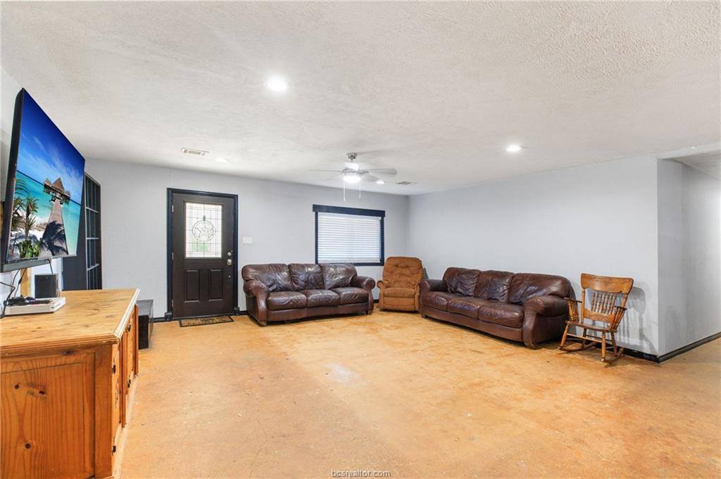 10434 Which Way, Bryan, TX 77807