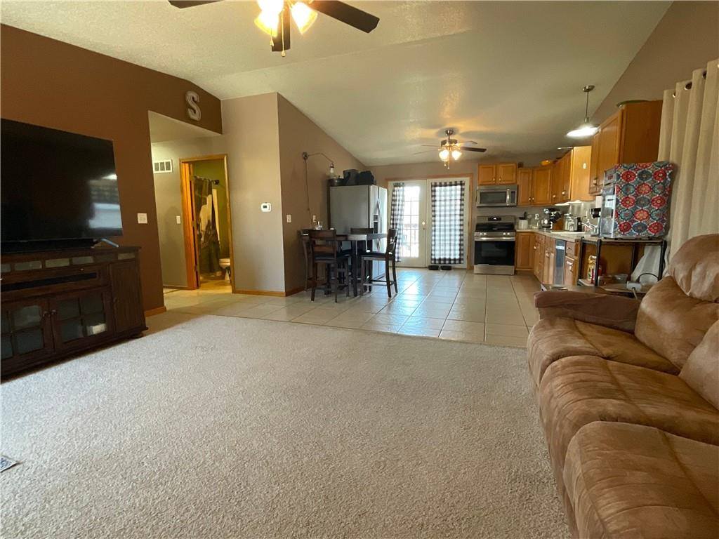 7250 SE Bobby Road, Cameron, MO 64429