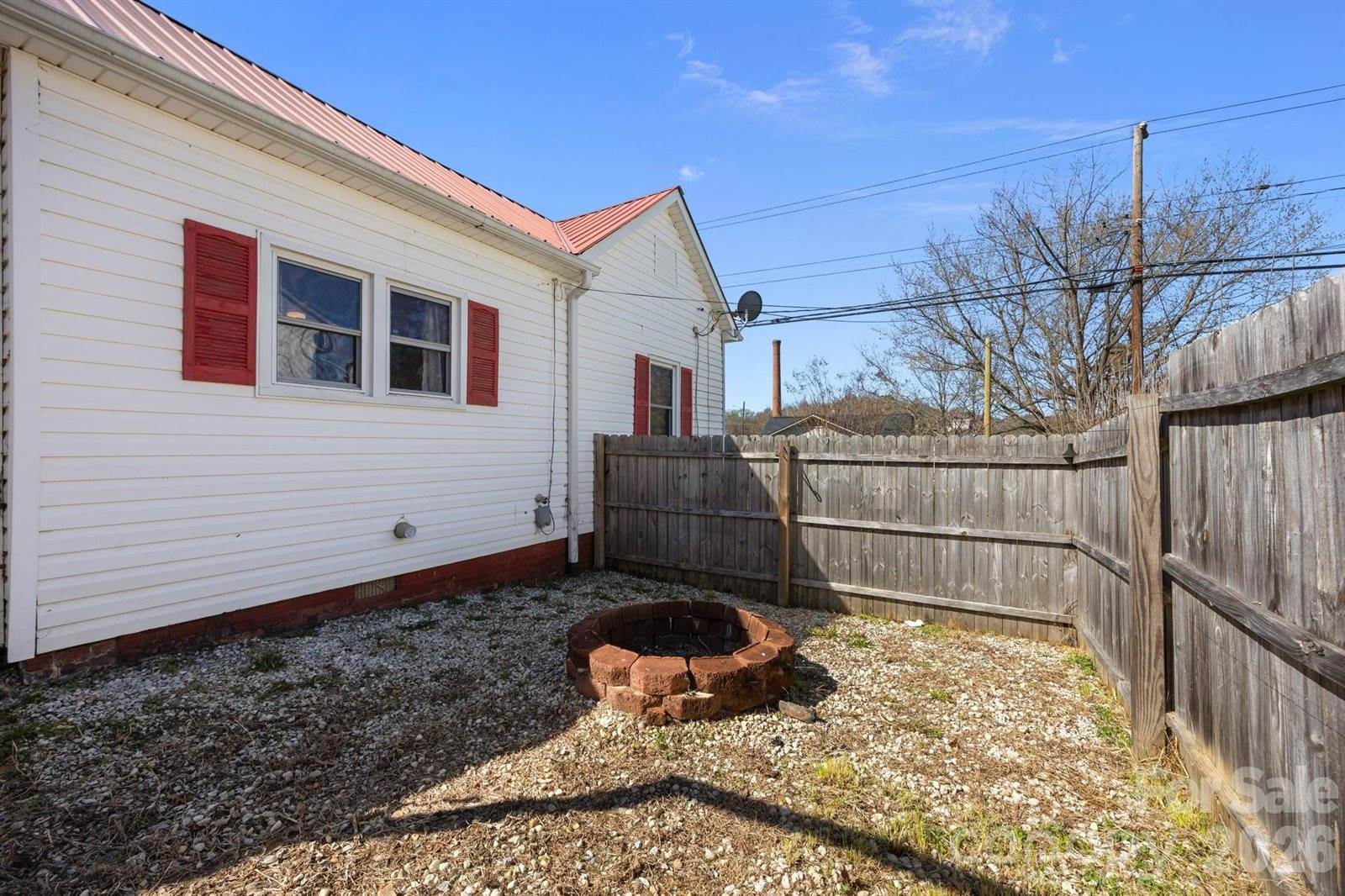 264 Church Street, Marion, NC 28752