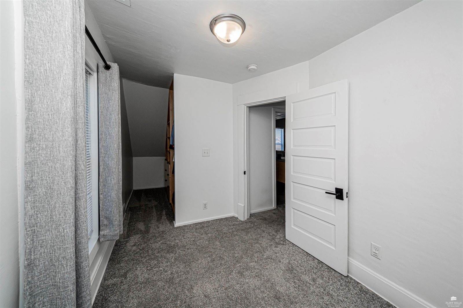 1012 Pierre Street, Manhattan, KS 66502
