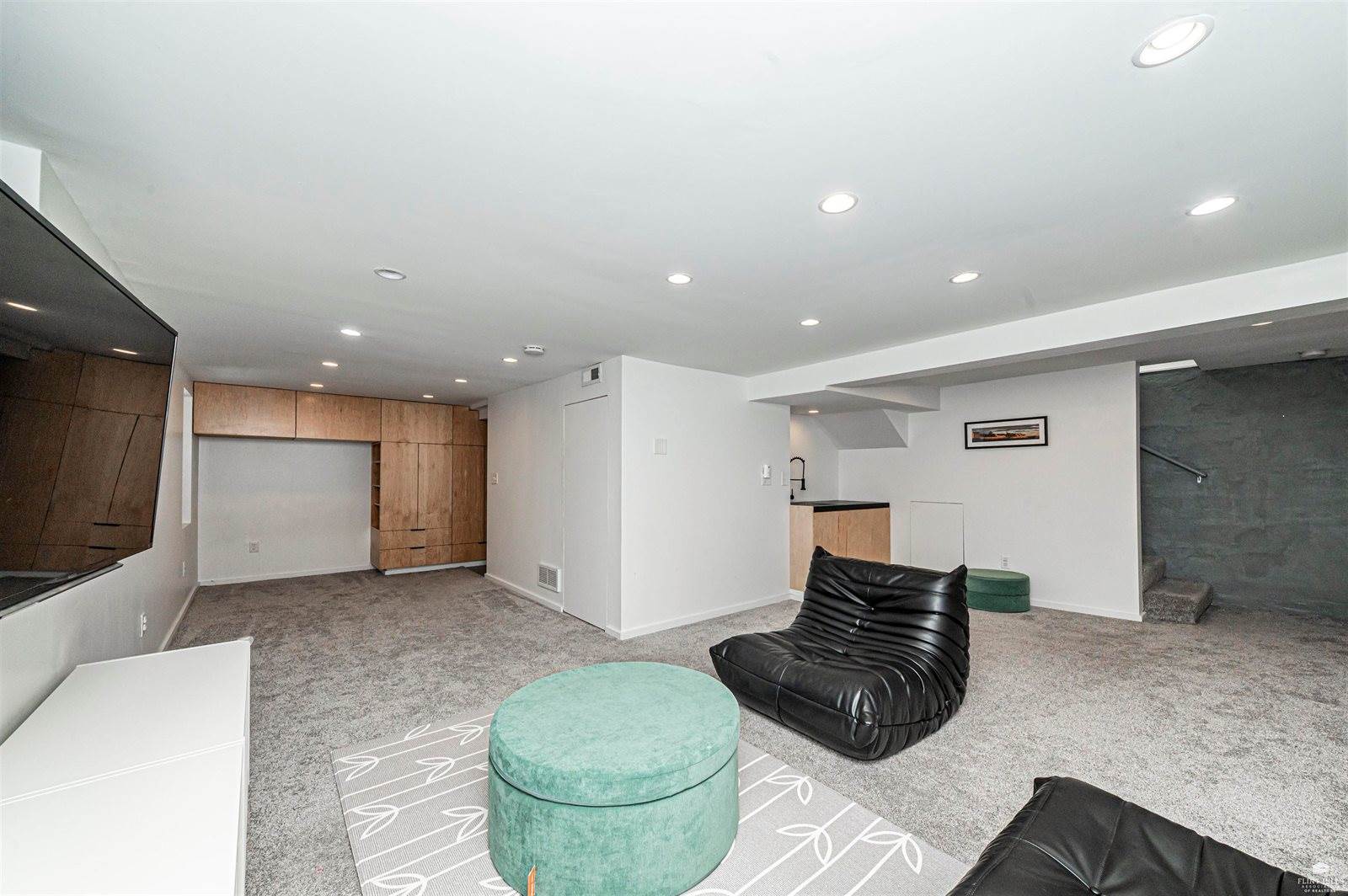 1012 Pierre Street, Manhattan, KS 66502