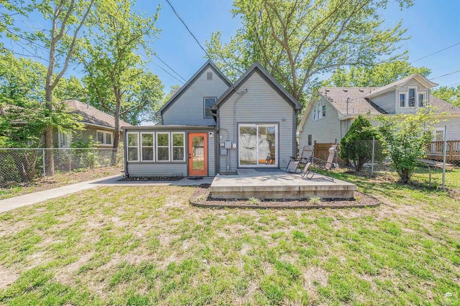 1012 Pierre Street, Manhattan, KS 66502
