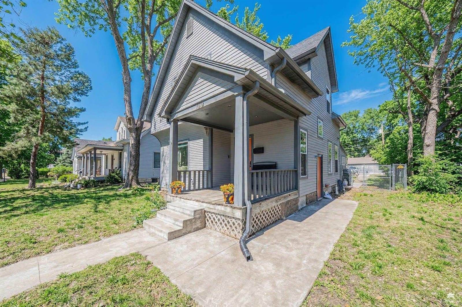 1012 Pierre Street, Manhattan, KS 66502