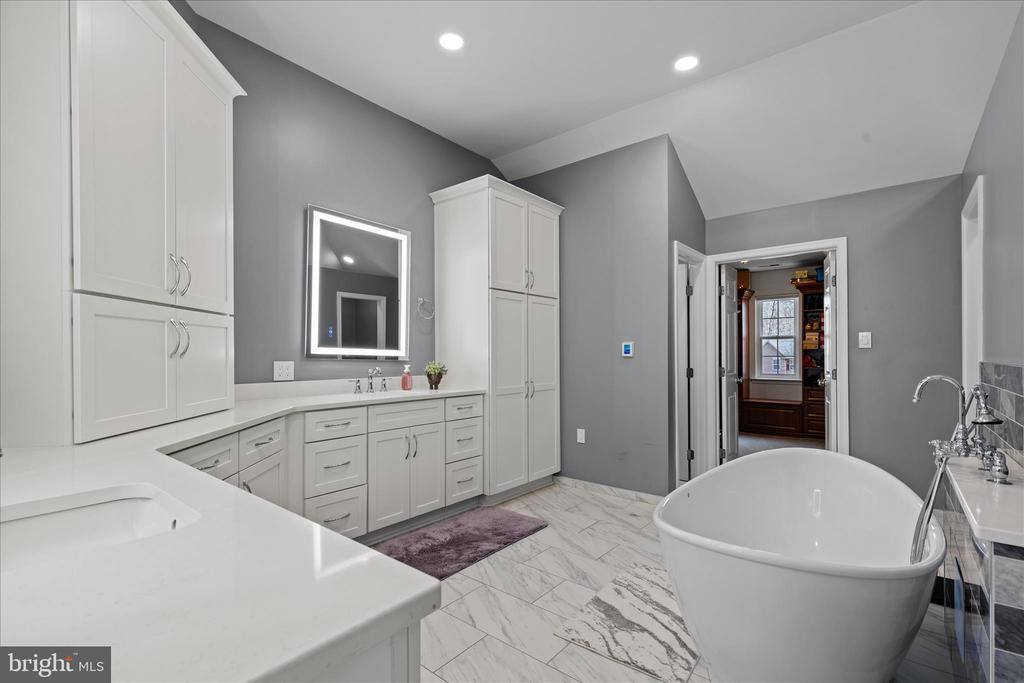 2014 Rosedale Lane, Huntingtown, MD 20639