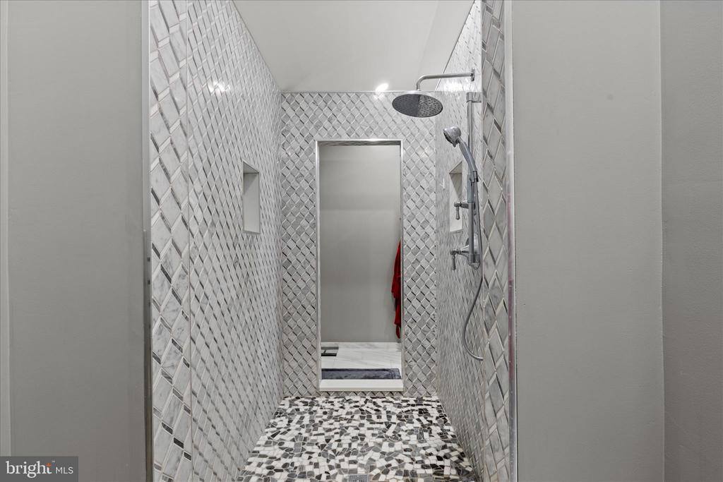 2014 Rosedale Lane, Huntingtown, MD 20639