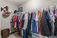 2212 Honeysuckle Way, Sellersburg, IN 47172