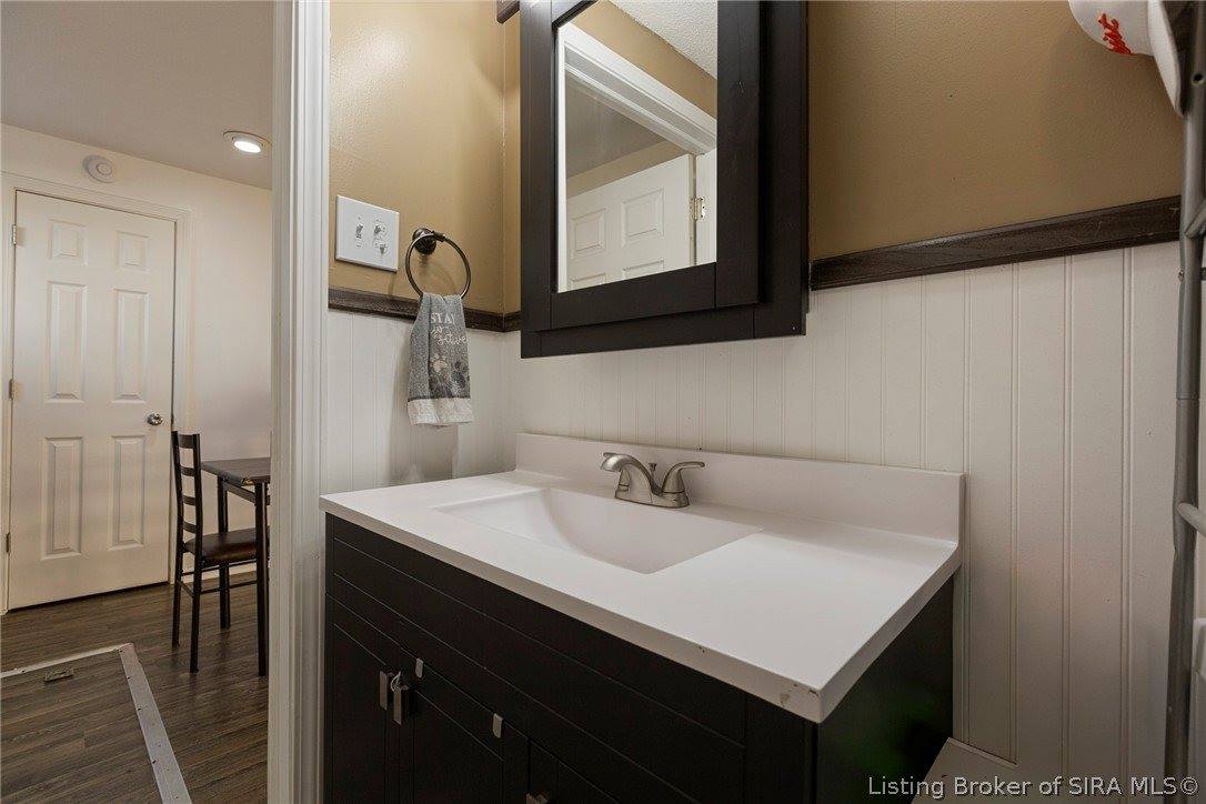 826 East 8th Street, New Albany, IN 47150