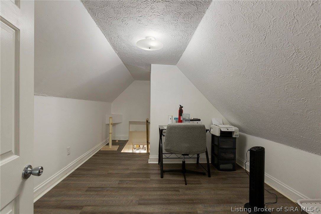 826 East 8th Street, New Albany, IN 47150