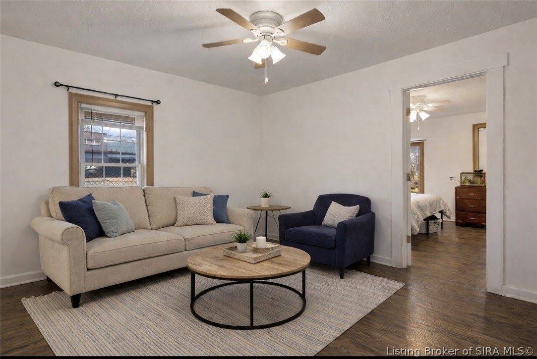 826 East 8th Street, New Albany, IN 47150