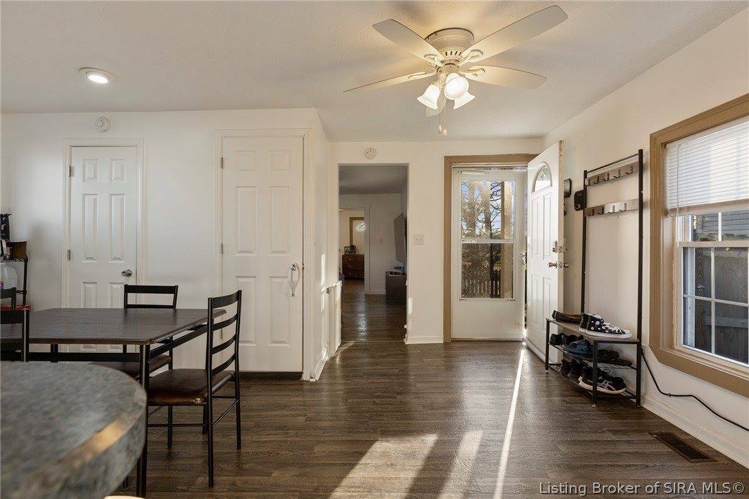 826 East 8th Street, New Albany, IN 47150