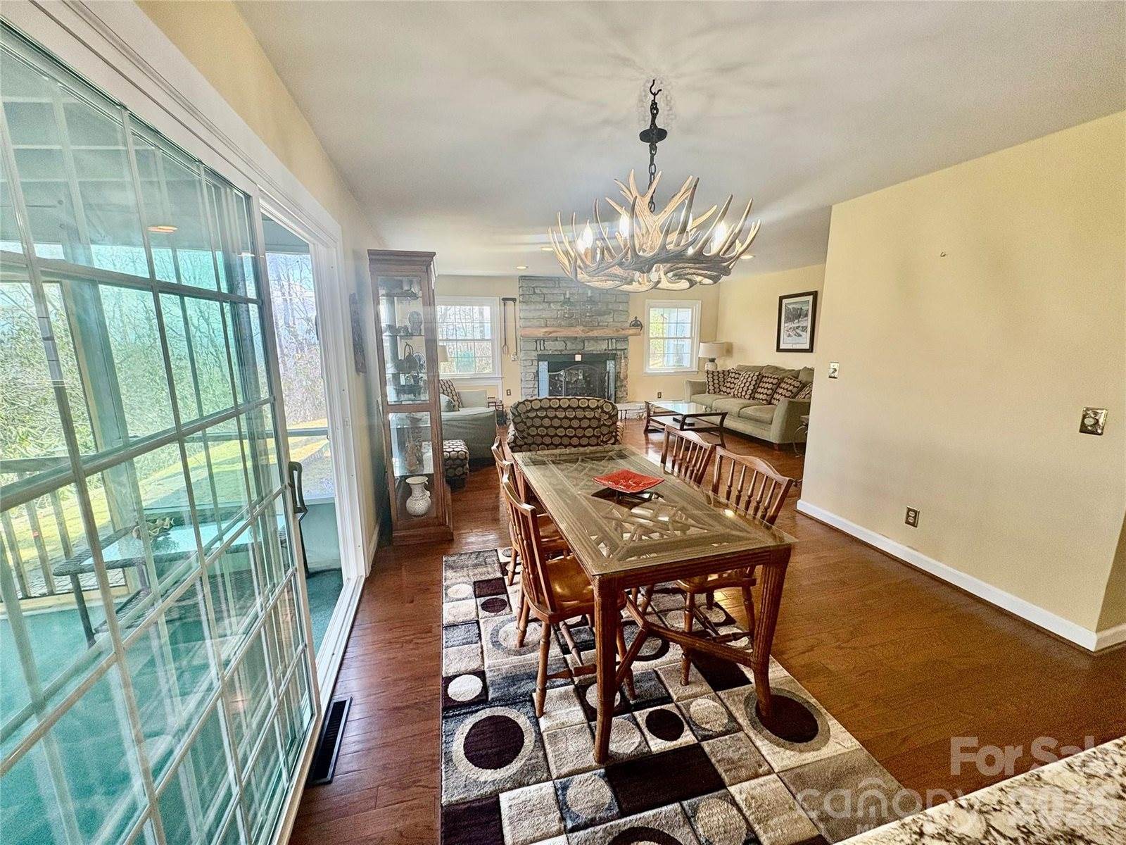 126 Ridgeview Road, Spruce Pine, NC 28777