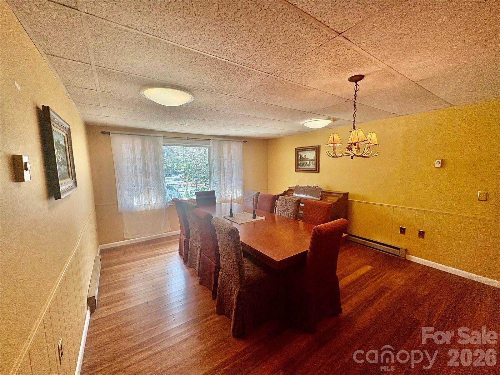 126 Ridgeview Road, Spruce Pine, NC 28777