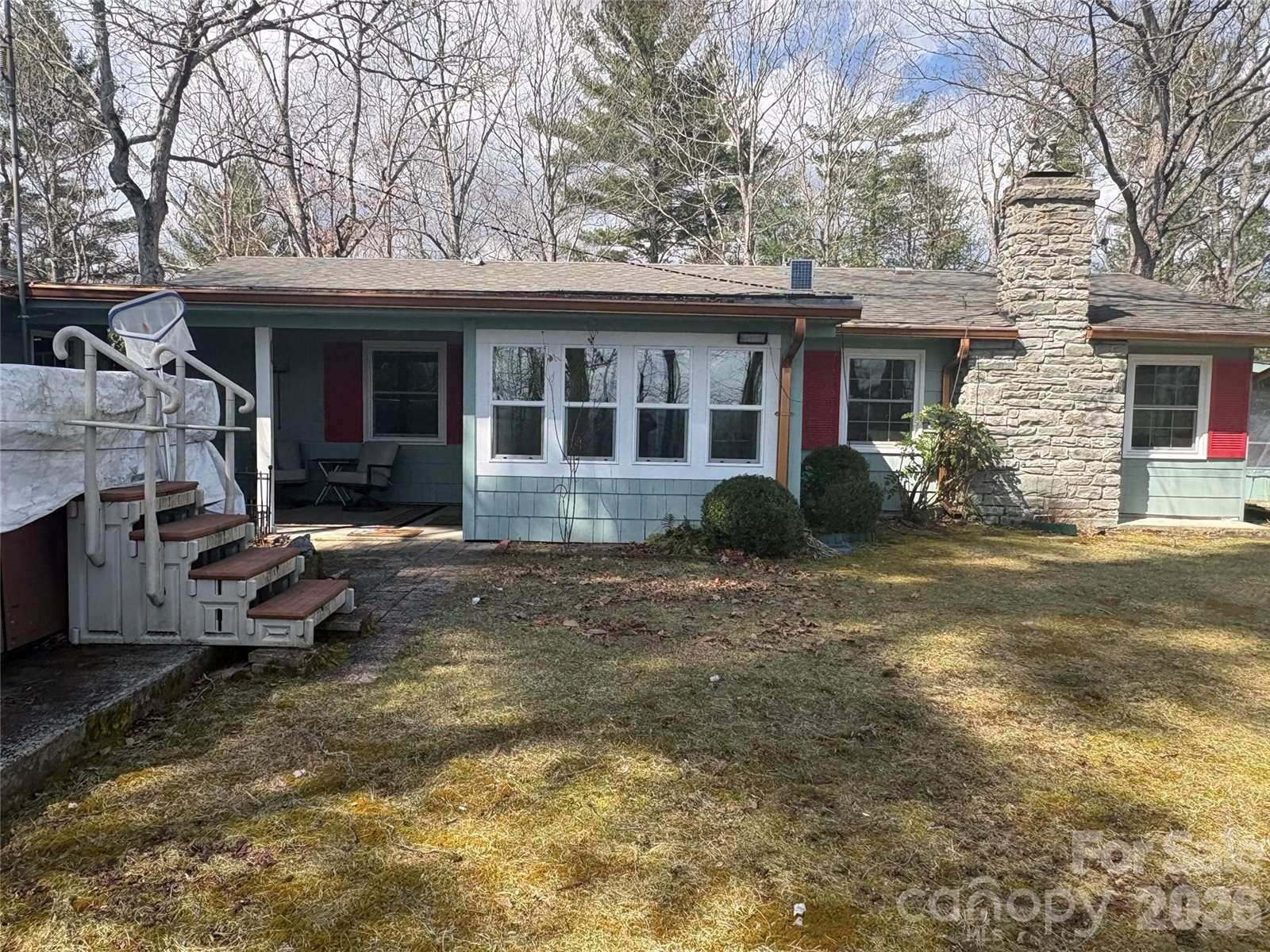 126 Ridgeview Road, Spruce Pine, NC 28777