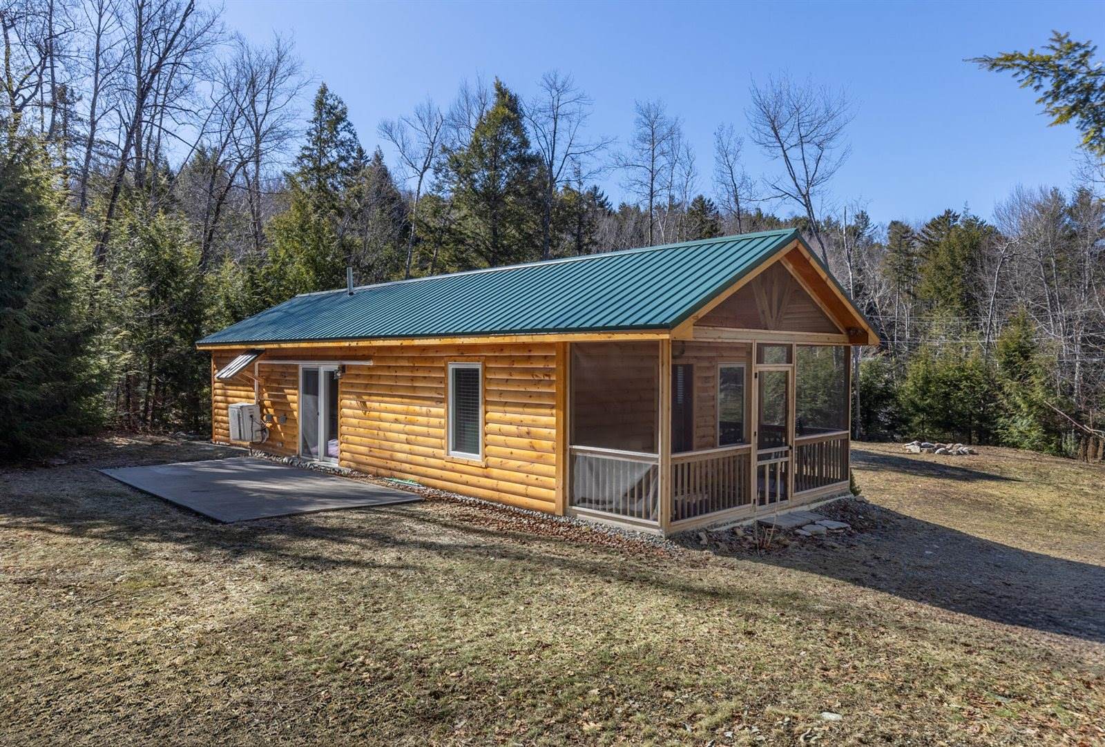 92 Cottage Shore Drive, Holden, ME 04429