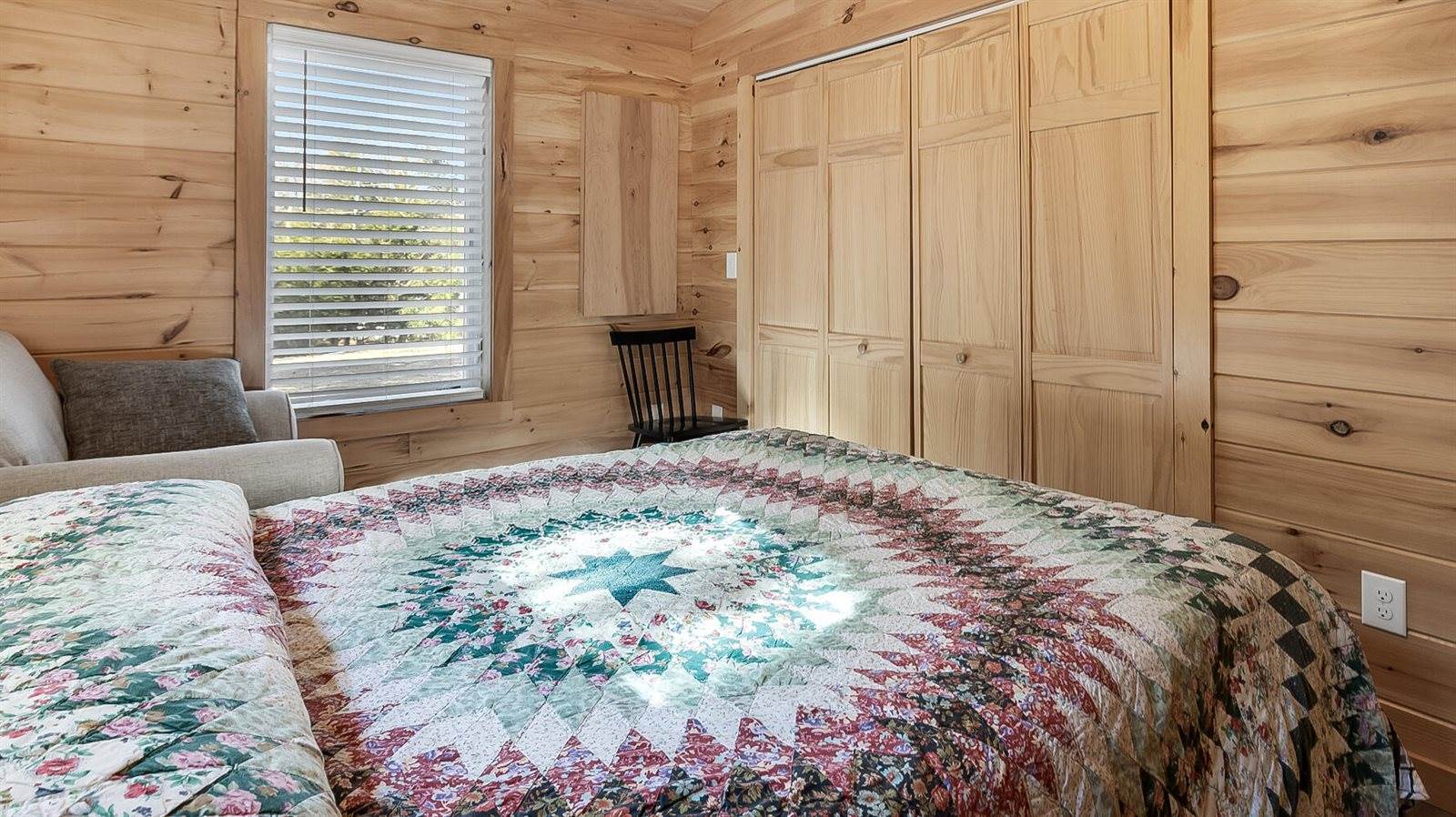 92 Cottage Shore Drive, Holden, ME 04429