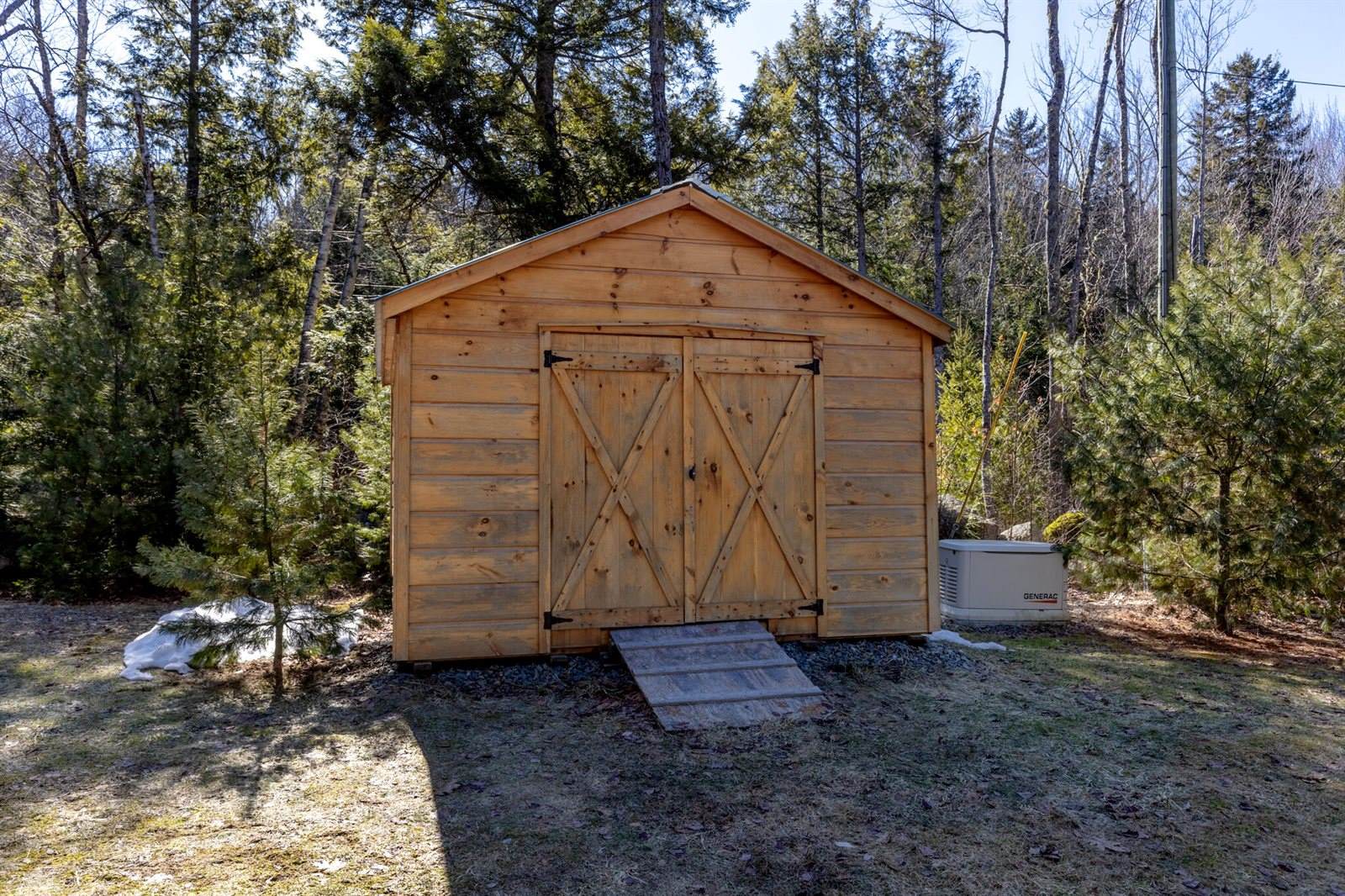 92 Cottage Shore Drive, Holden, ME 04429