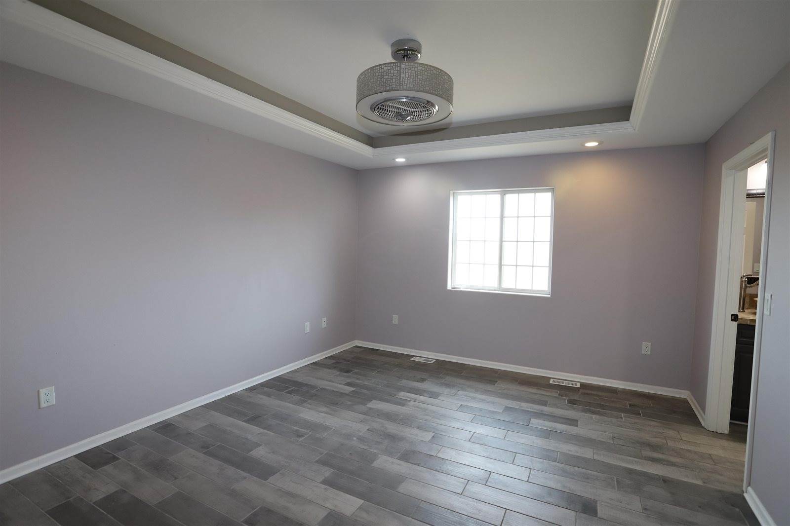 1700 Rivers Edge Drive SE, Minot, ND 58701