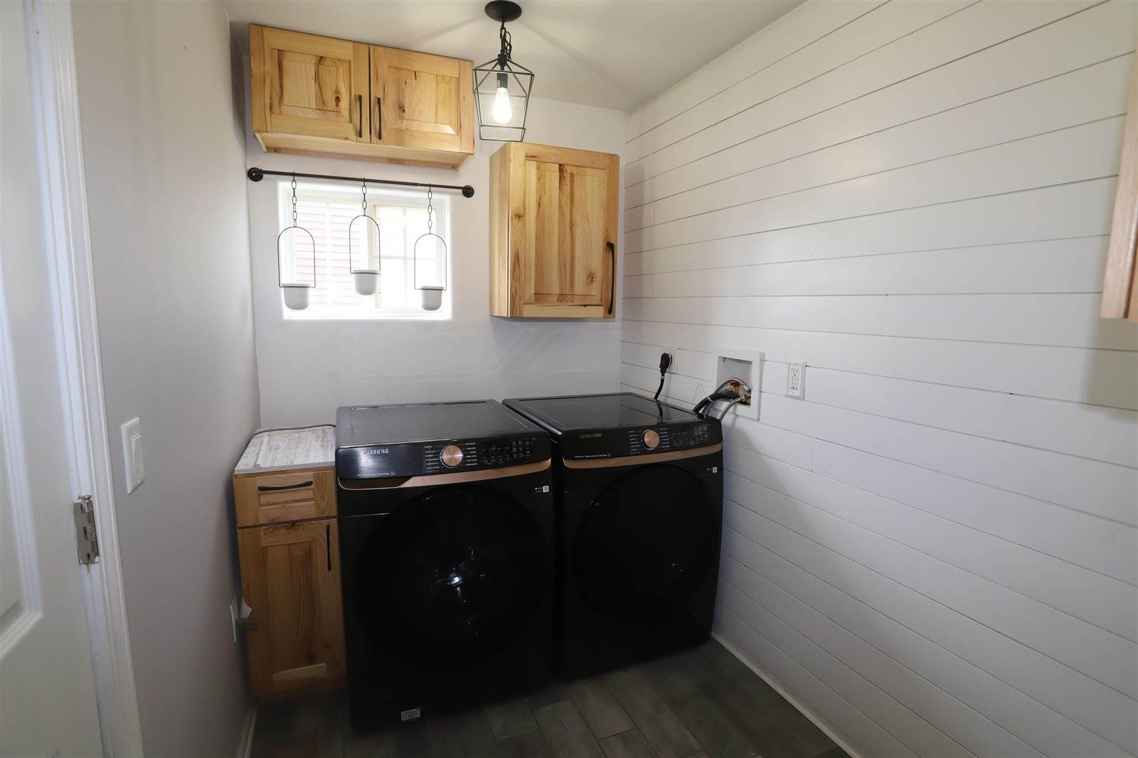 1700 Rivers Edge Drive SE, Minot, ND 58701