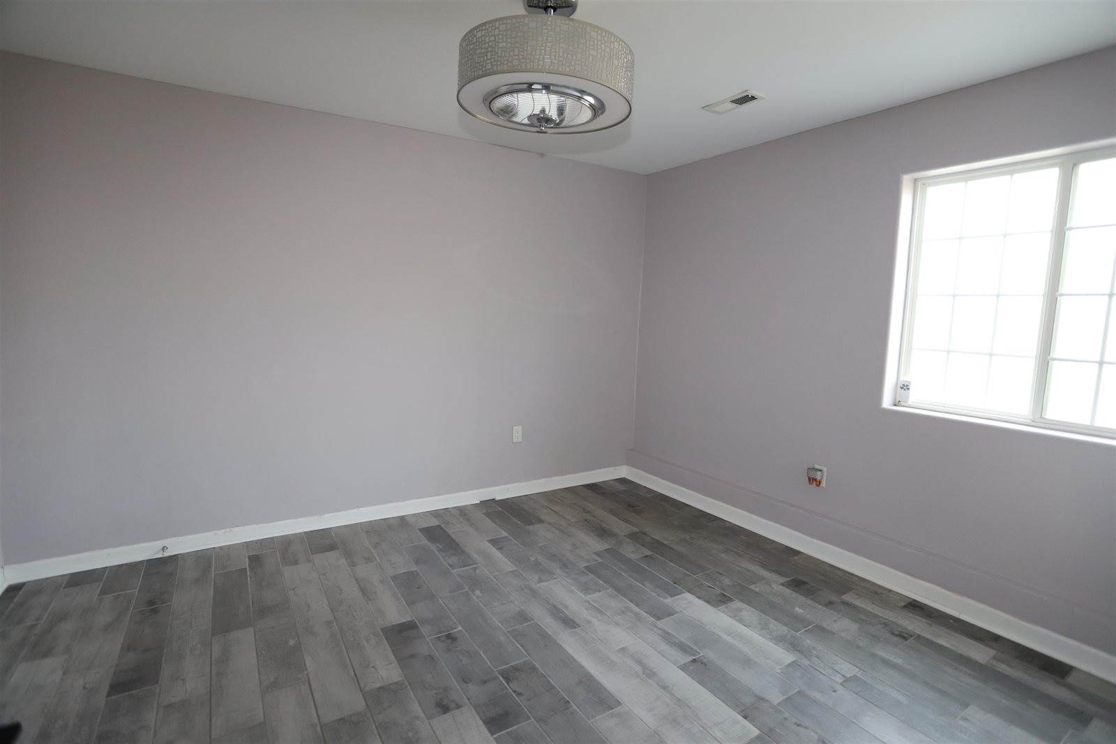 1700 Rivers Edge Drive SE, Minot, ND 58701