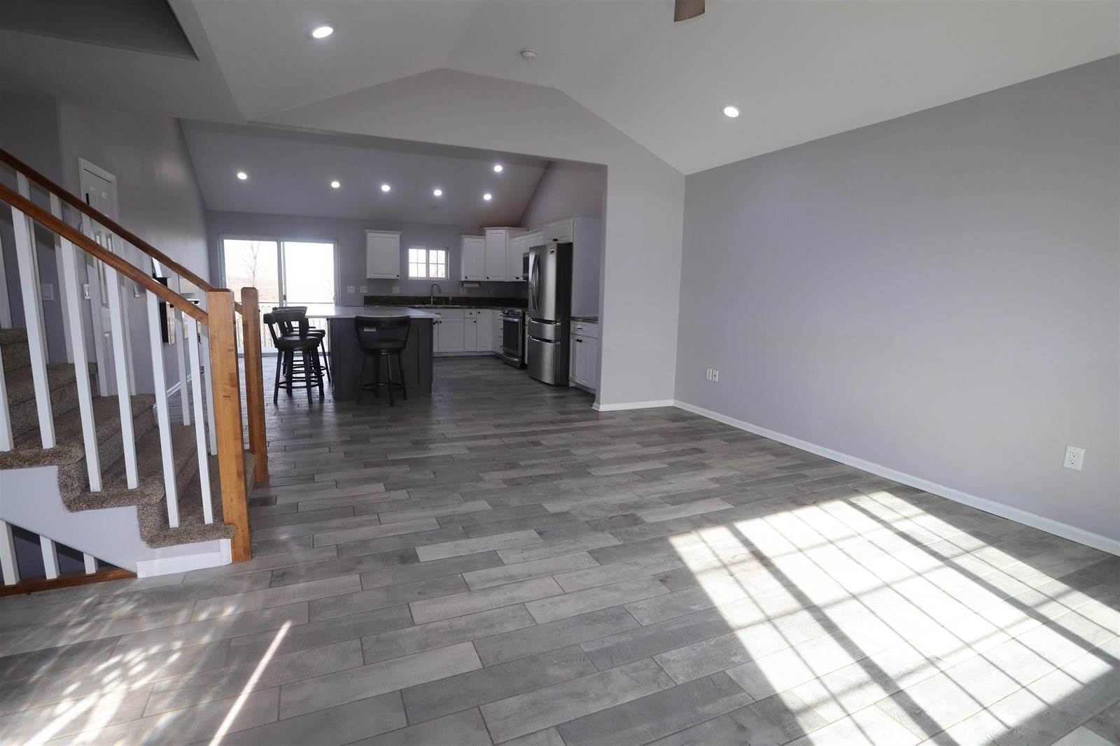 1700 Rivers Edge Drive SE, Minot, ND 58701