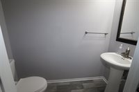 1700 Rivers Edge Drive SE, Minot, ND 58701