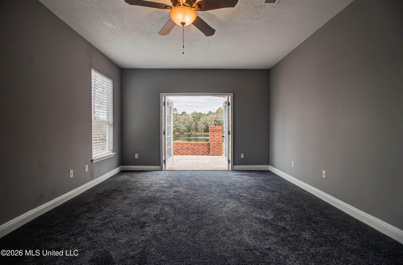 11912 Summerhaven Circle, Gulfport, MS 39503