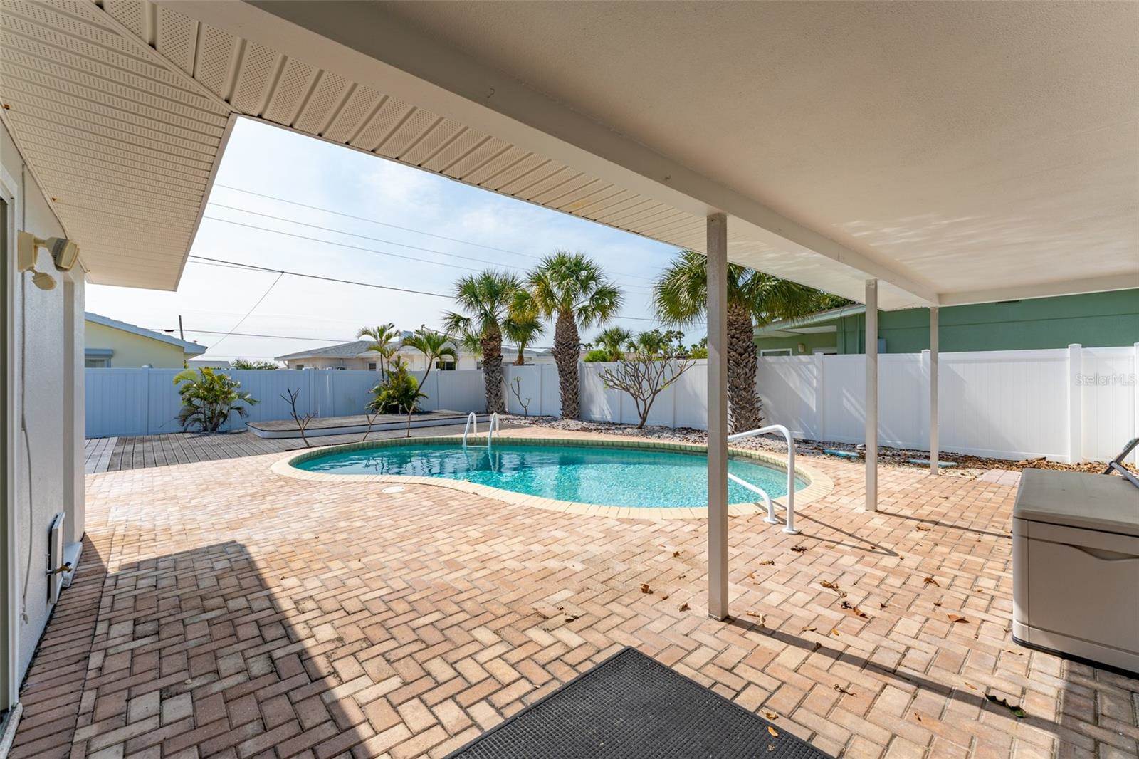 2203 West Vina Del Mar Boulevard, Saint Pete Beach, FL 33706