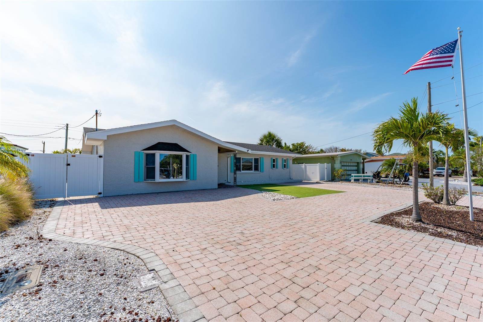 2203 West Vina Del Mar Boulevard, Saint Pete Beach, FL 33706