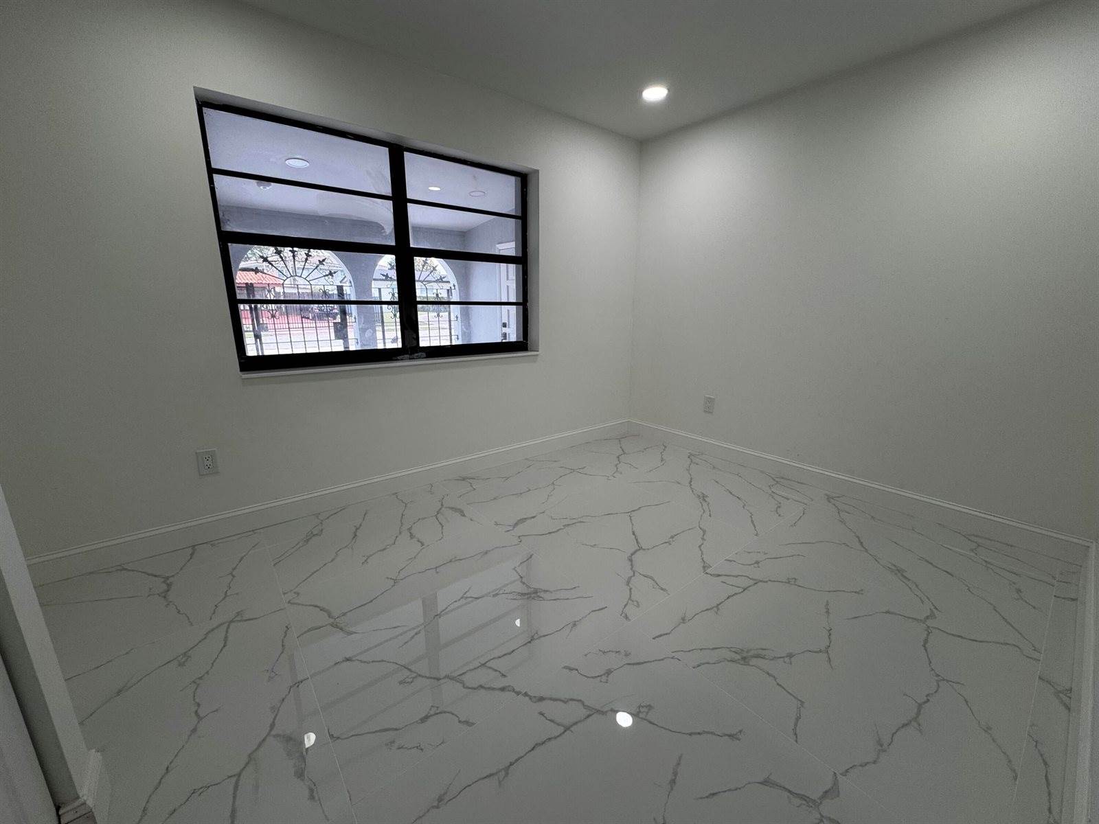 8805 SW 43rd Terrace, Miami, FL 33165