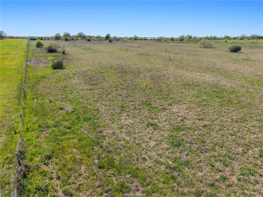 8560 Grassbur Road, Bryan, TX 77808