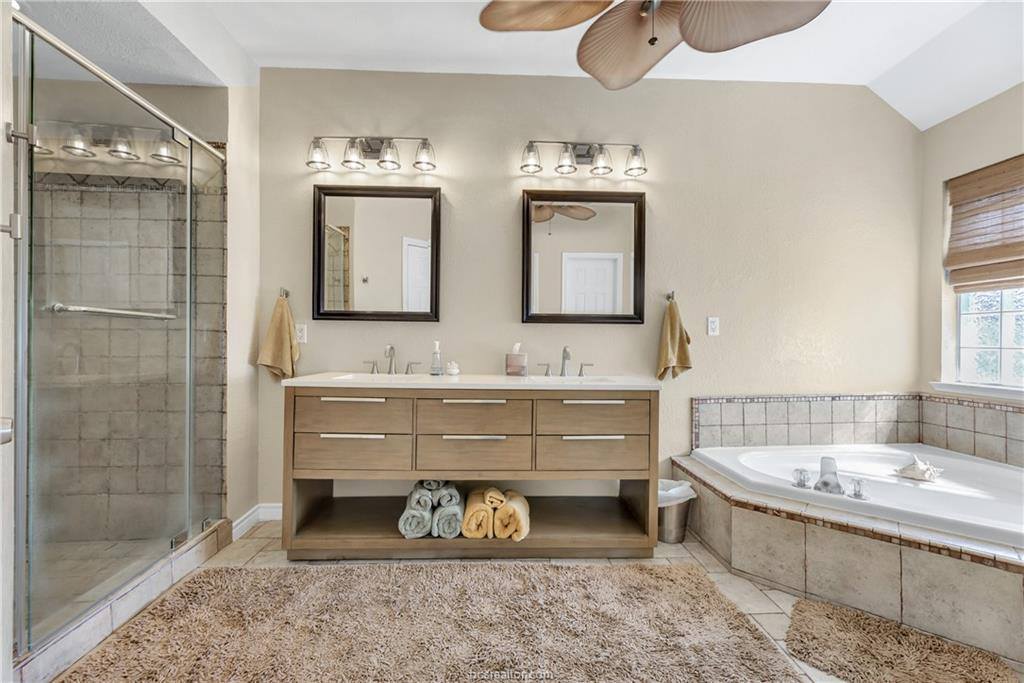 4602 Caddie Court, College Station, TX 77845