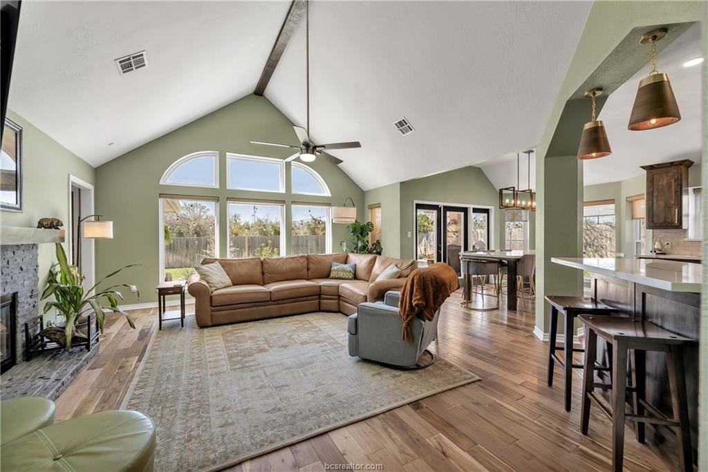 4602 Caddie Court, College Station, TX 77845