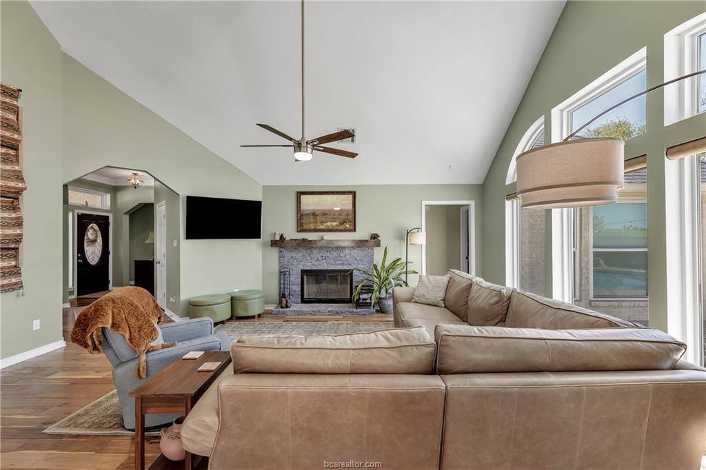 4602 Caddie Court, College Station, TX 77845