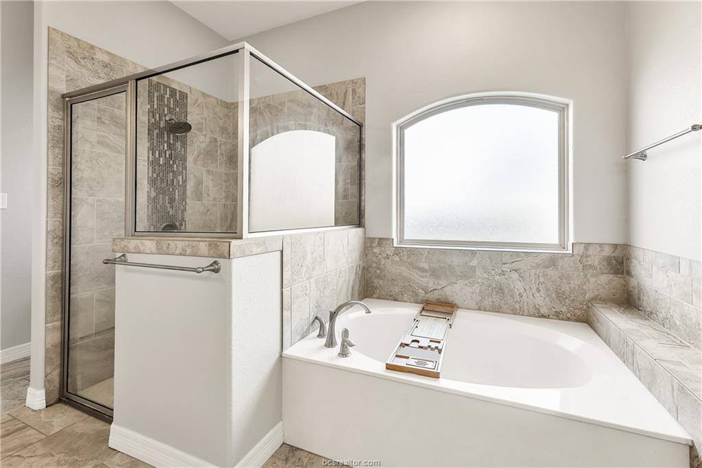 4001 Silver Brook Court, College Station, TX 77845