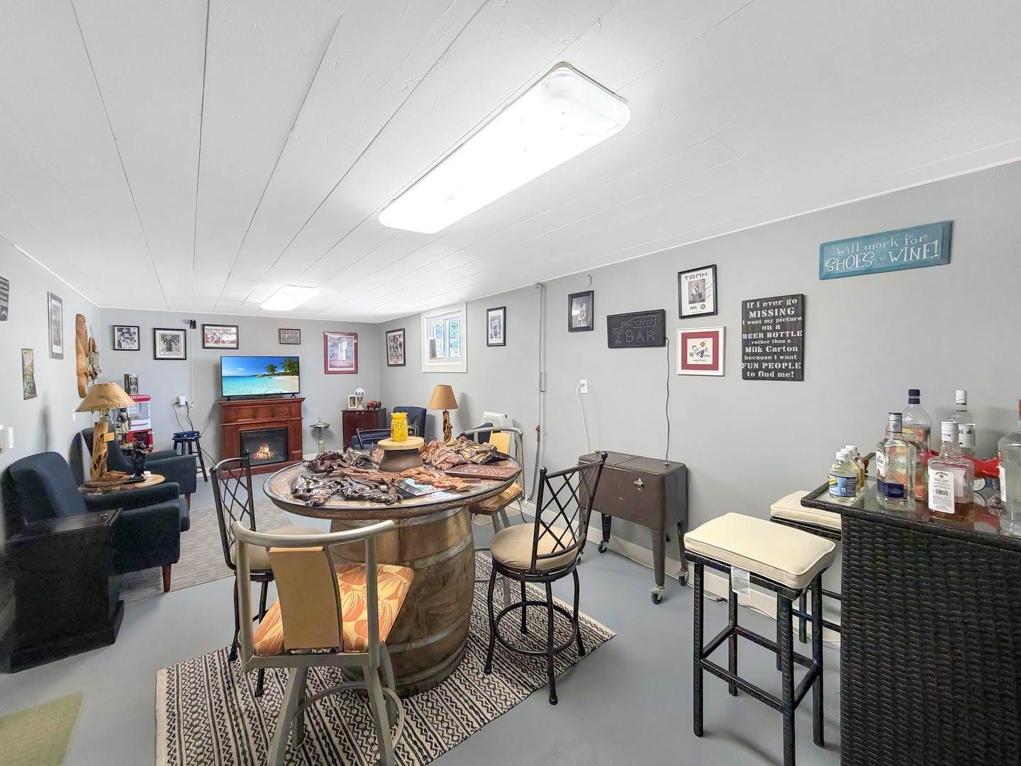 1427 Mark Drive, Freeport, IL 61032