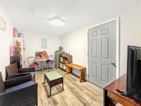 1427 Mark Drive, Freeport, IL 61032