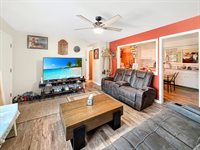 1427 Mark Drive, Freeport, IL 61032