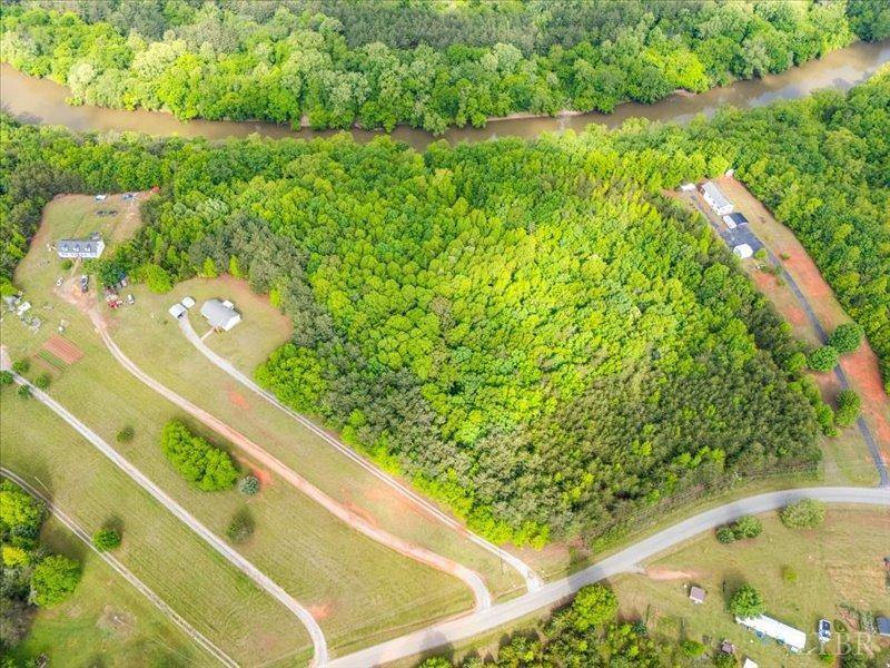 2453 Easome Road, Hurt, VA 24563