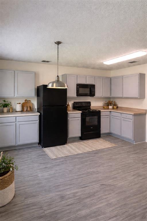 2153 Shawnee Trail, Fort Worth, TX 76247