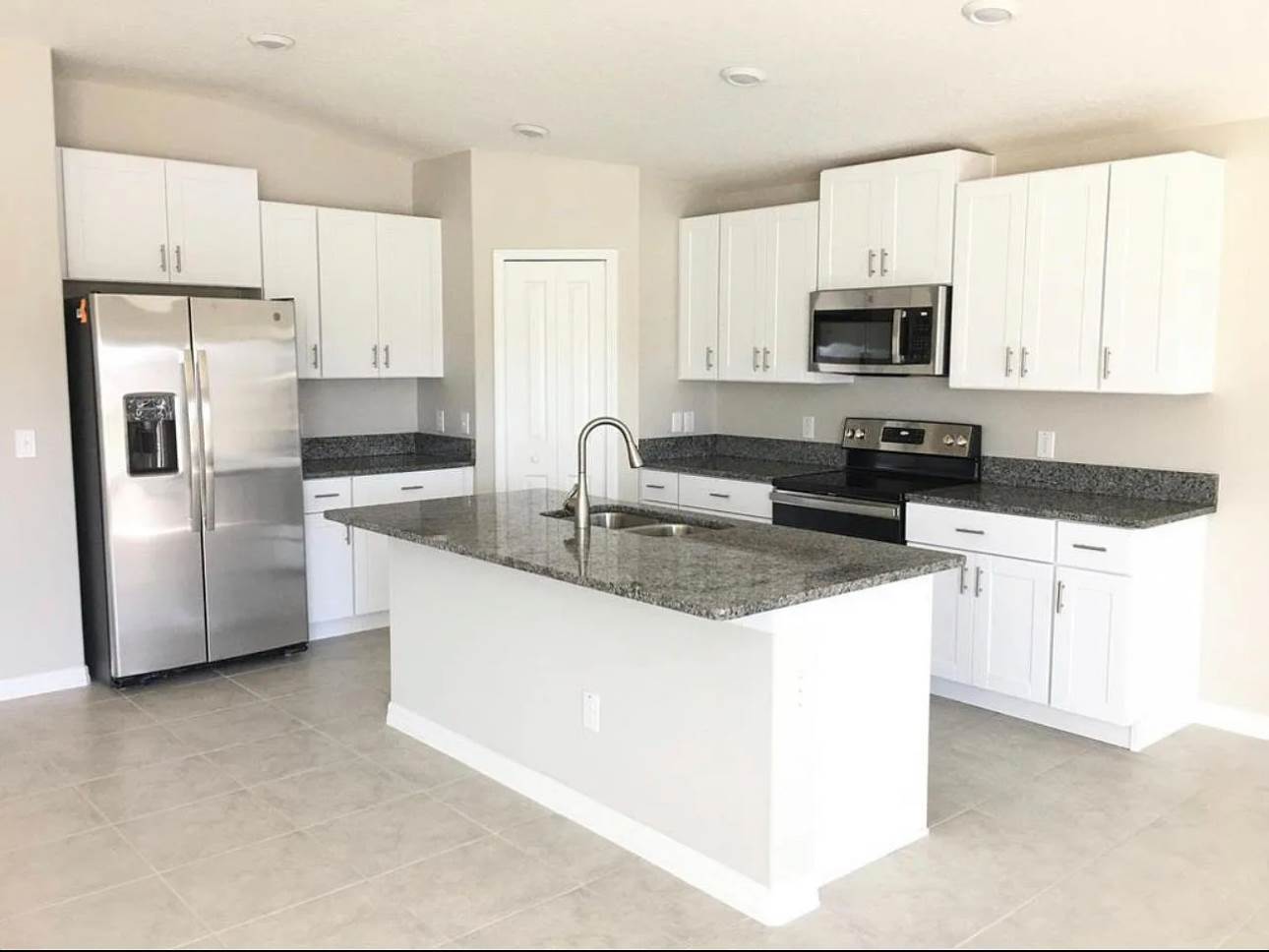 31699 Sun Kettle Loop, Wesley Chapel, FL 33545