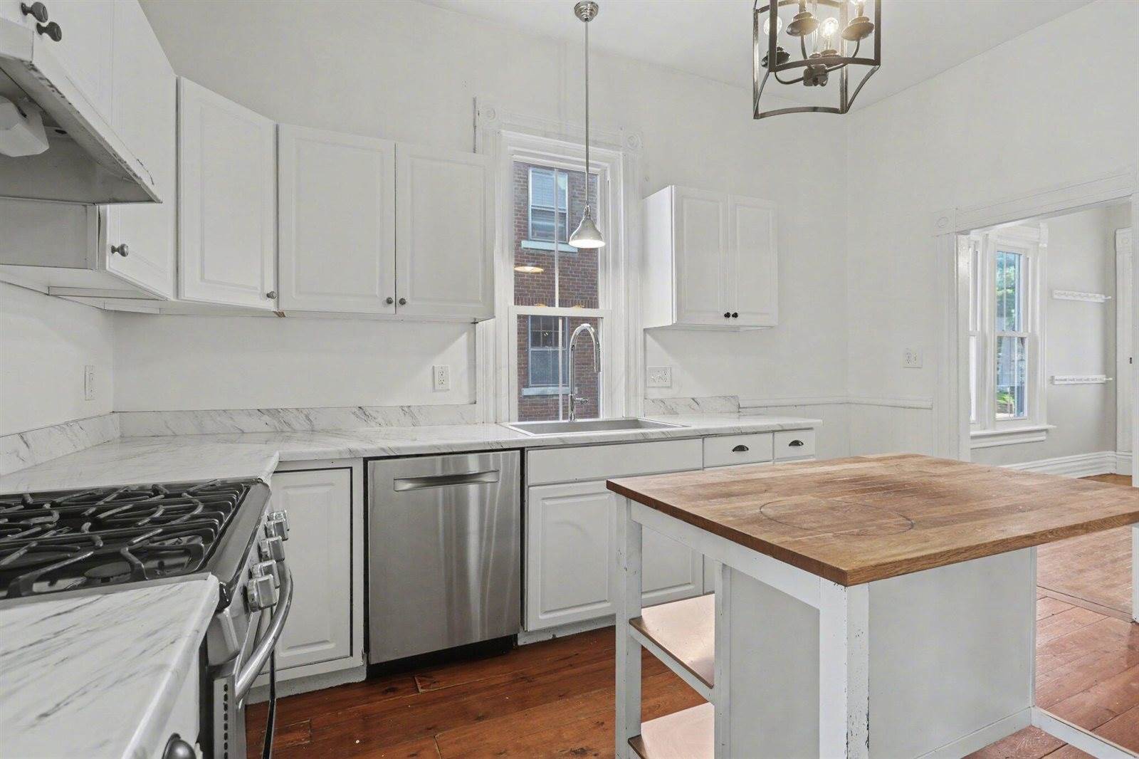 285 Thurman Avenue, Columbus, OH 43206