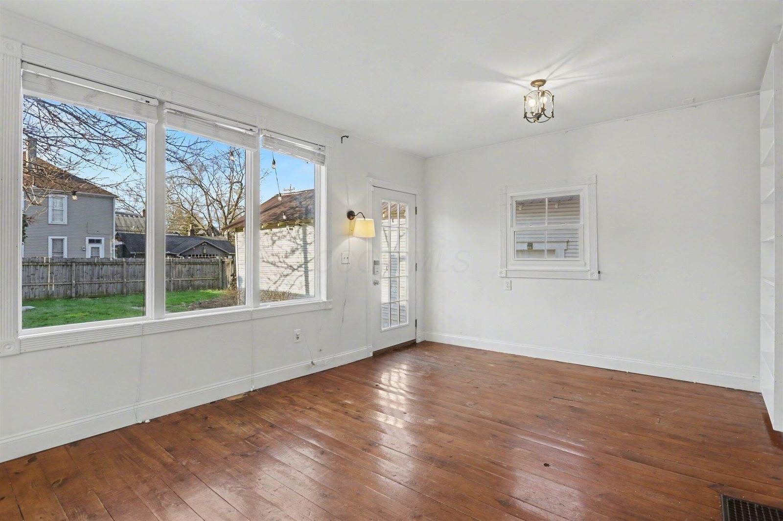 285 Thurman Avenue, Columbus, OH 43206